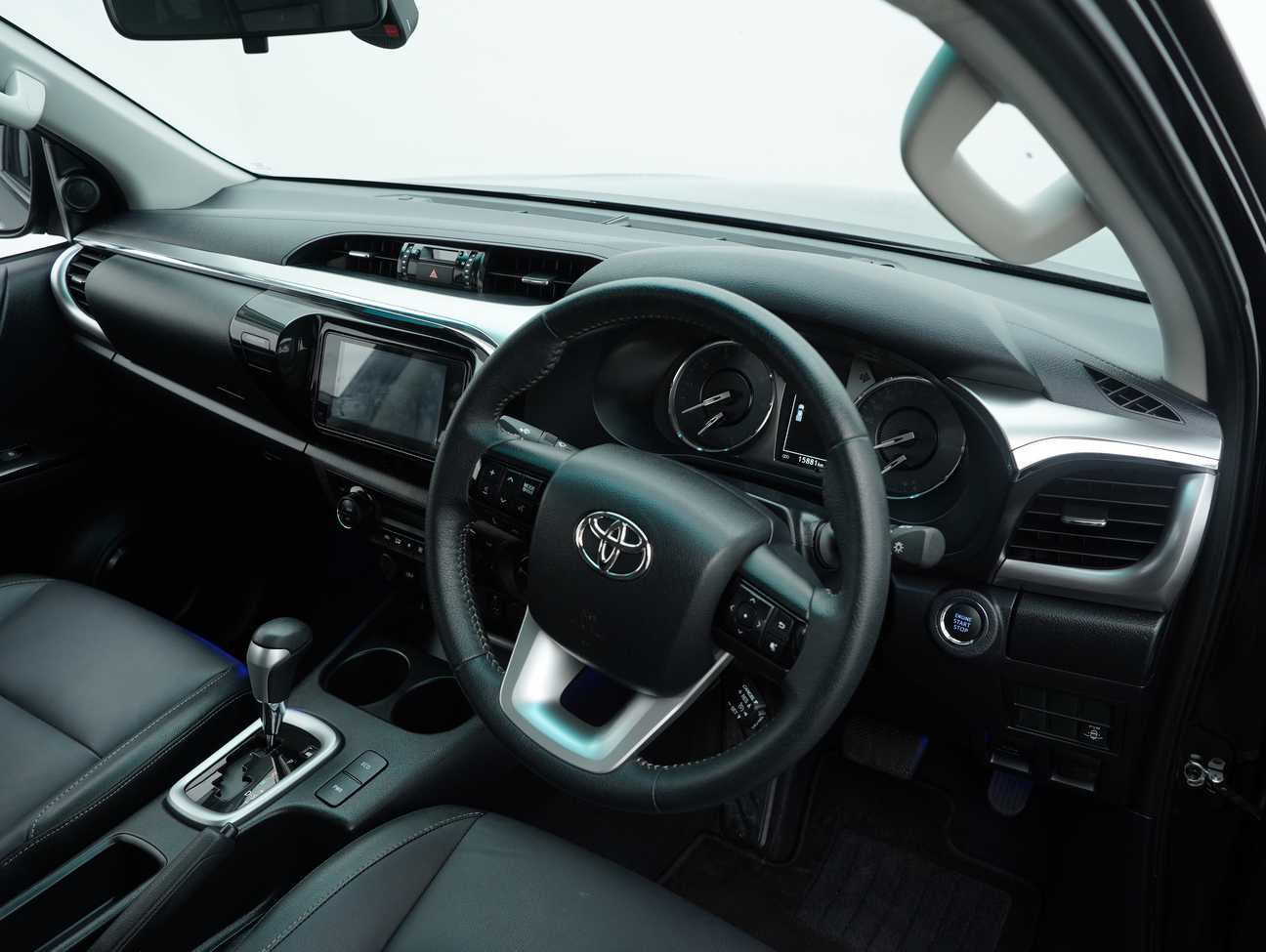 used 2021 Toyota Hilux V Dual Cab 2.4