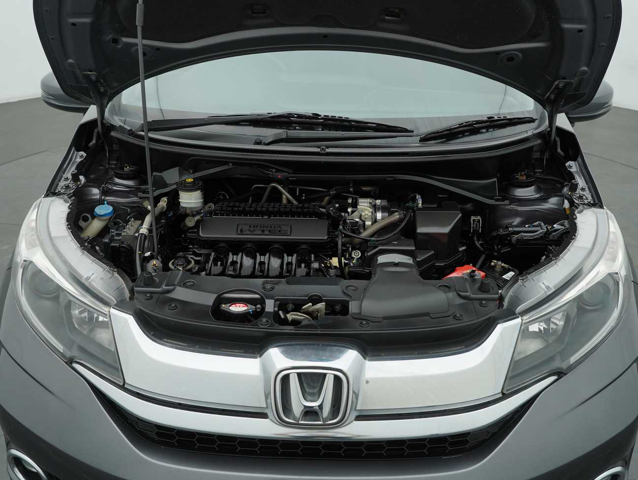 used 2018 Honda BR-V V 1.5