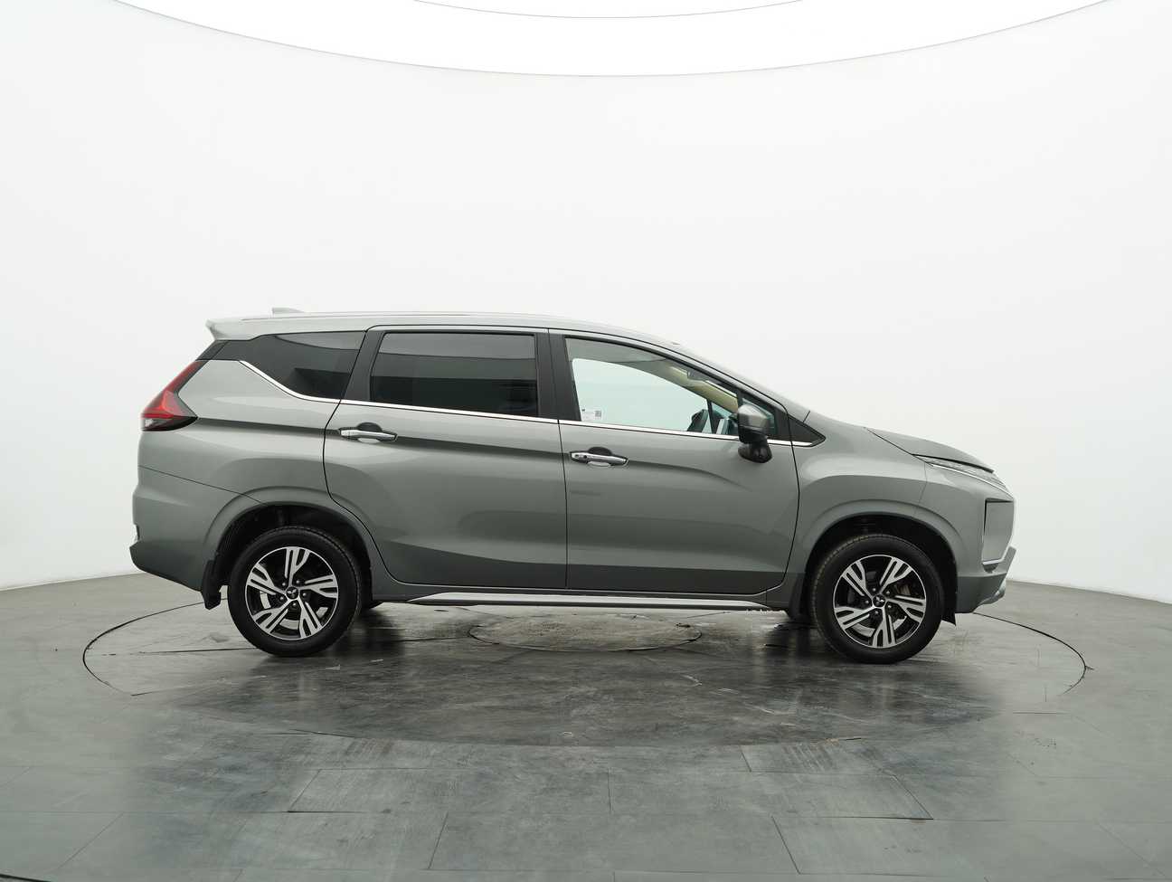 used 2022 Mitsubishi Xpander  1.5