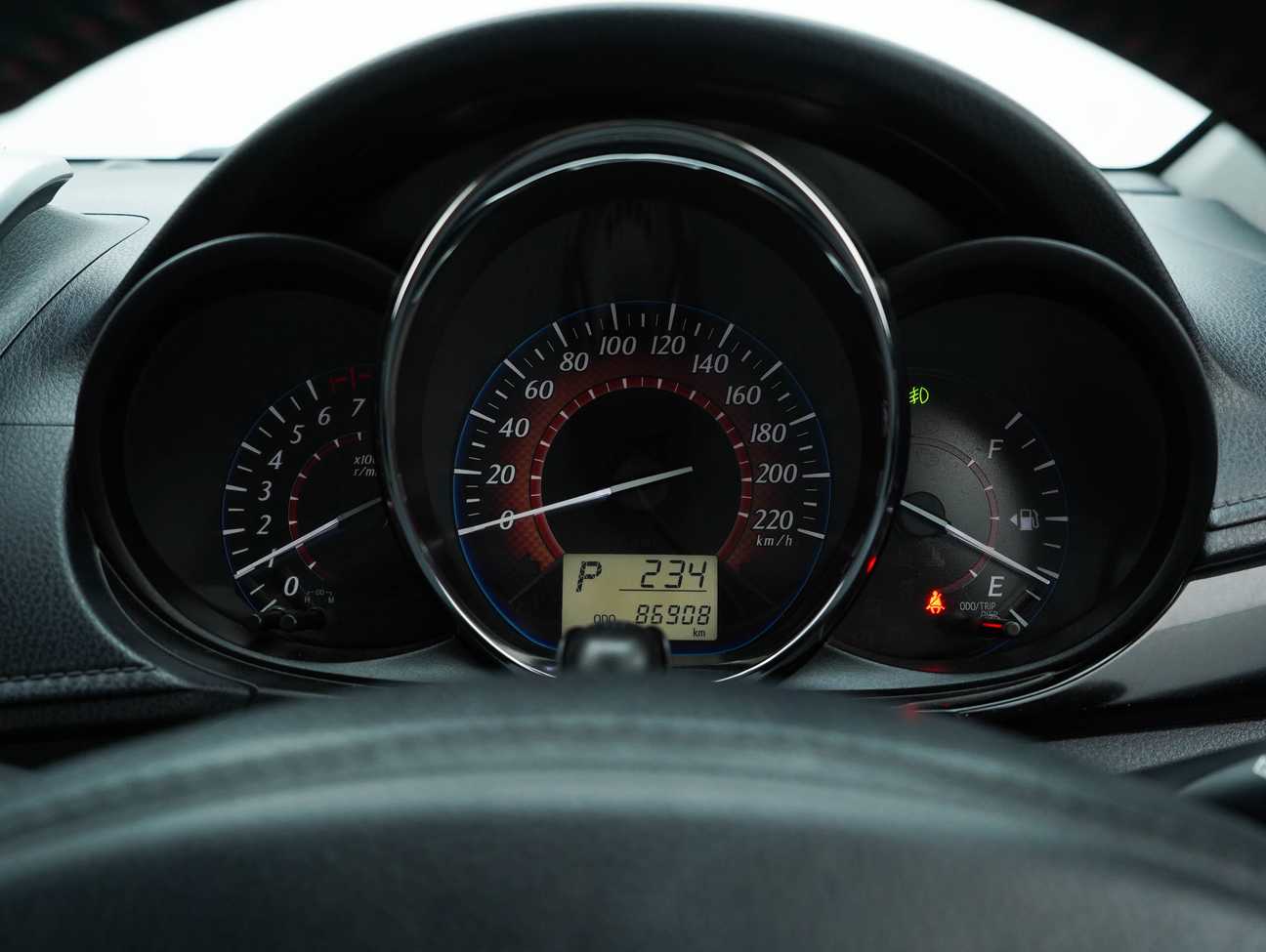 terpakai 2014 Toyota Vios TRD Sportivo 1.5