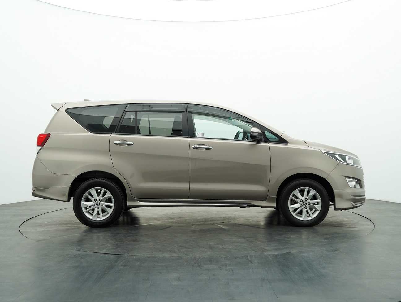 used 2017 Toyota Innova G 2.0