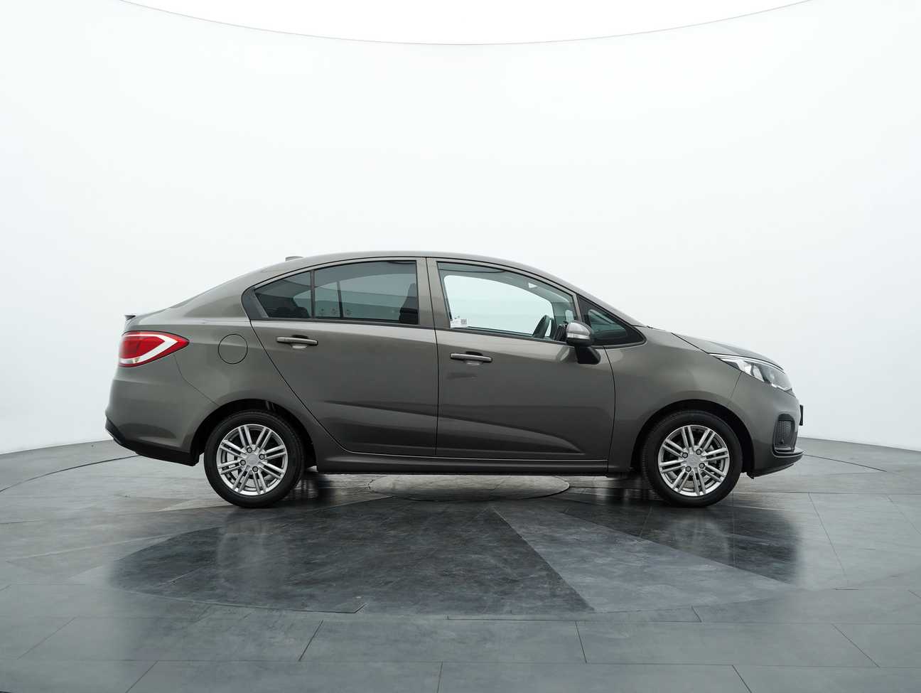 used 2020 Proton Persona Standard 1.6