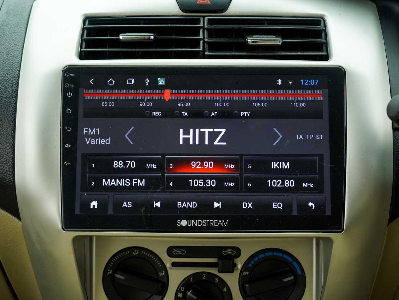 used 2014 Nissan Grand Livina Comfort 1.8