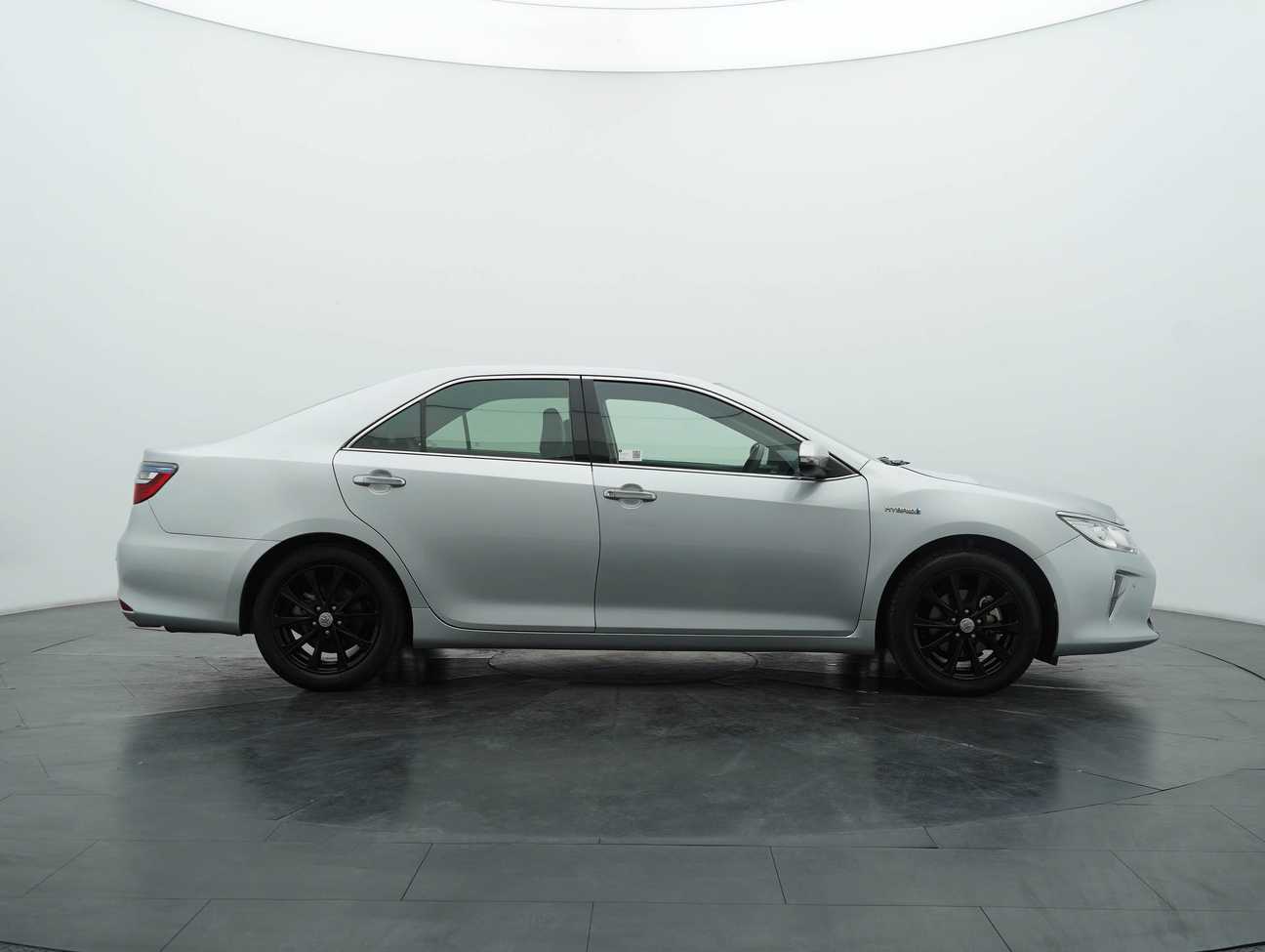 used 2015 Toyota Camry Hybrid 2.5