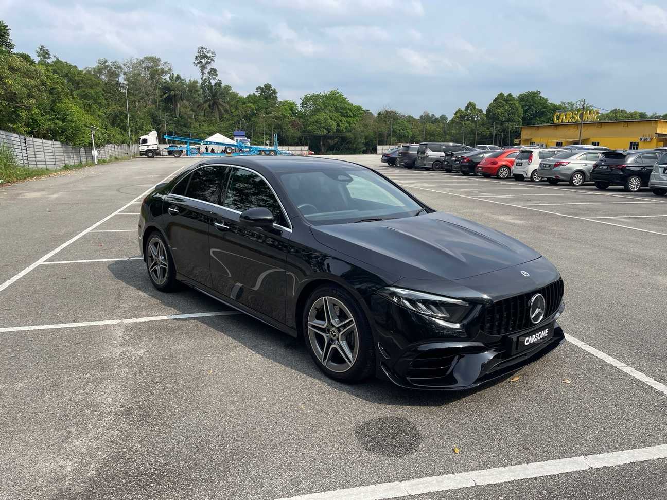 used 2024 Mercedes-Benz A250 4MATIC AMG Line 2.0