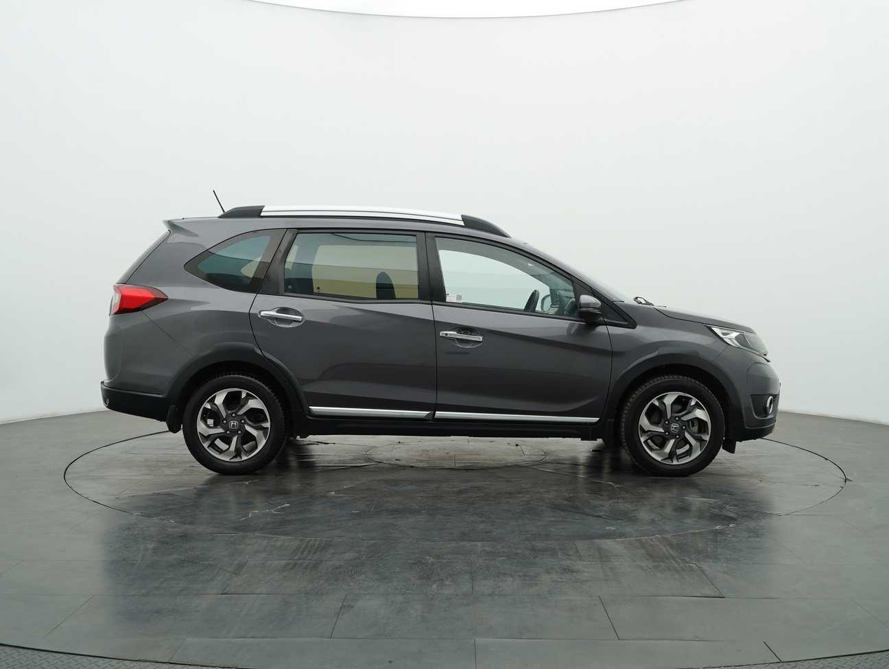 used 2019 Honda BR-V V 1.5