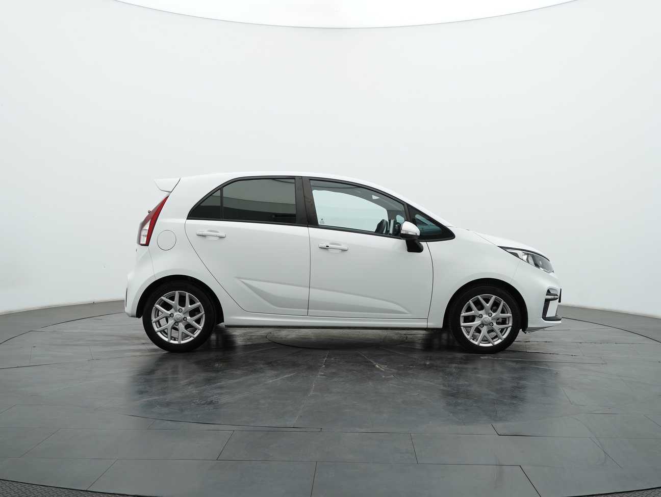 used 2021 Proton Iriz Executive 1.6