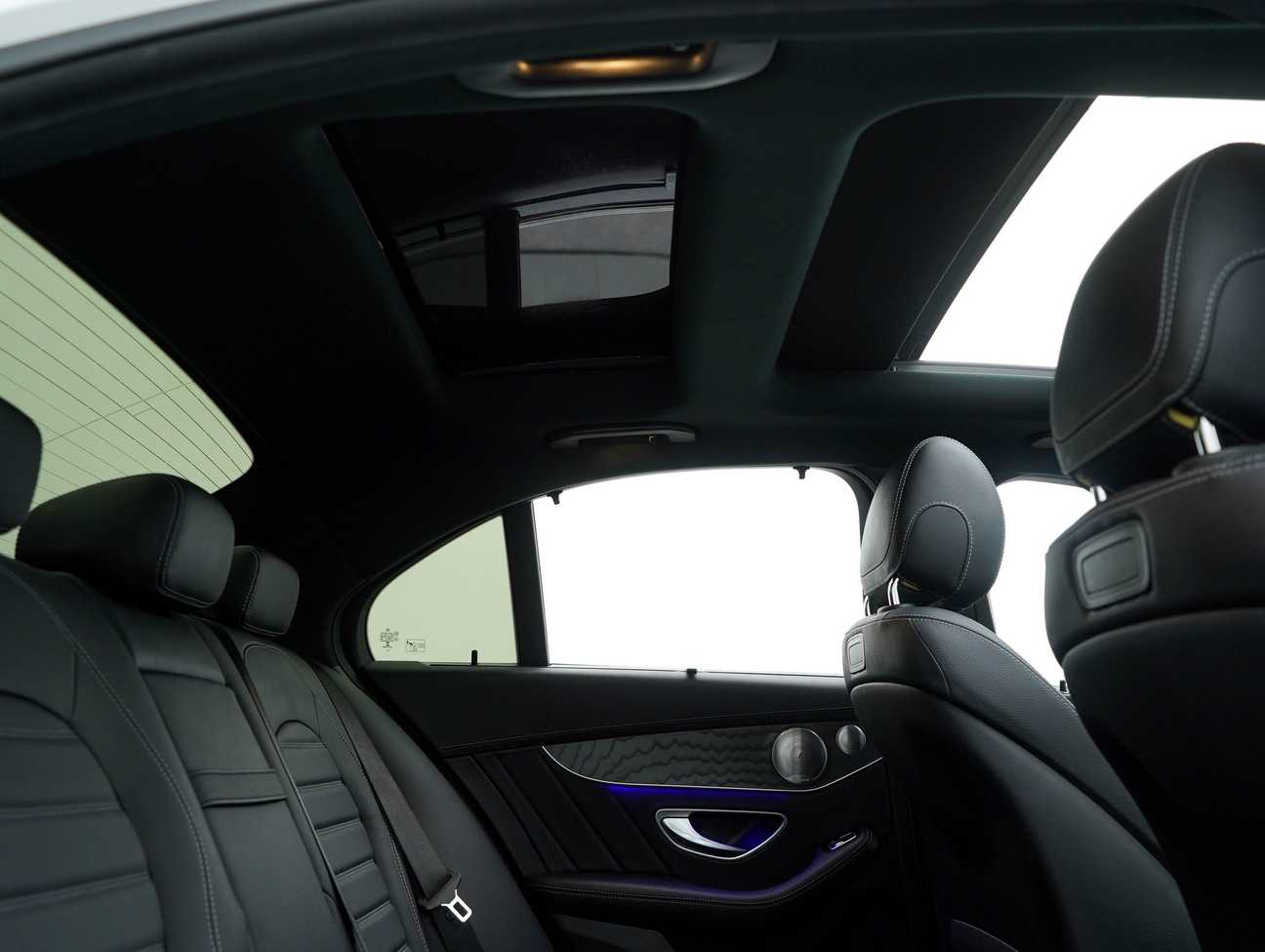 terpakai 2018 Mercedes-Benz C300 Avantgarde AMG Line 2.0