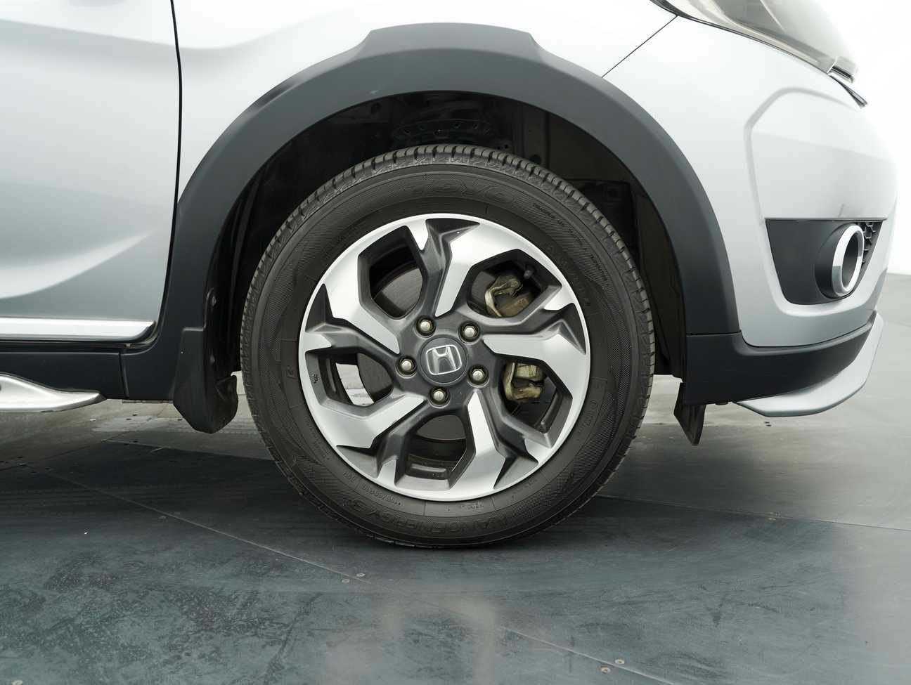 used 2017 Honda BR-V V 1.5