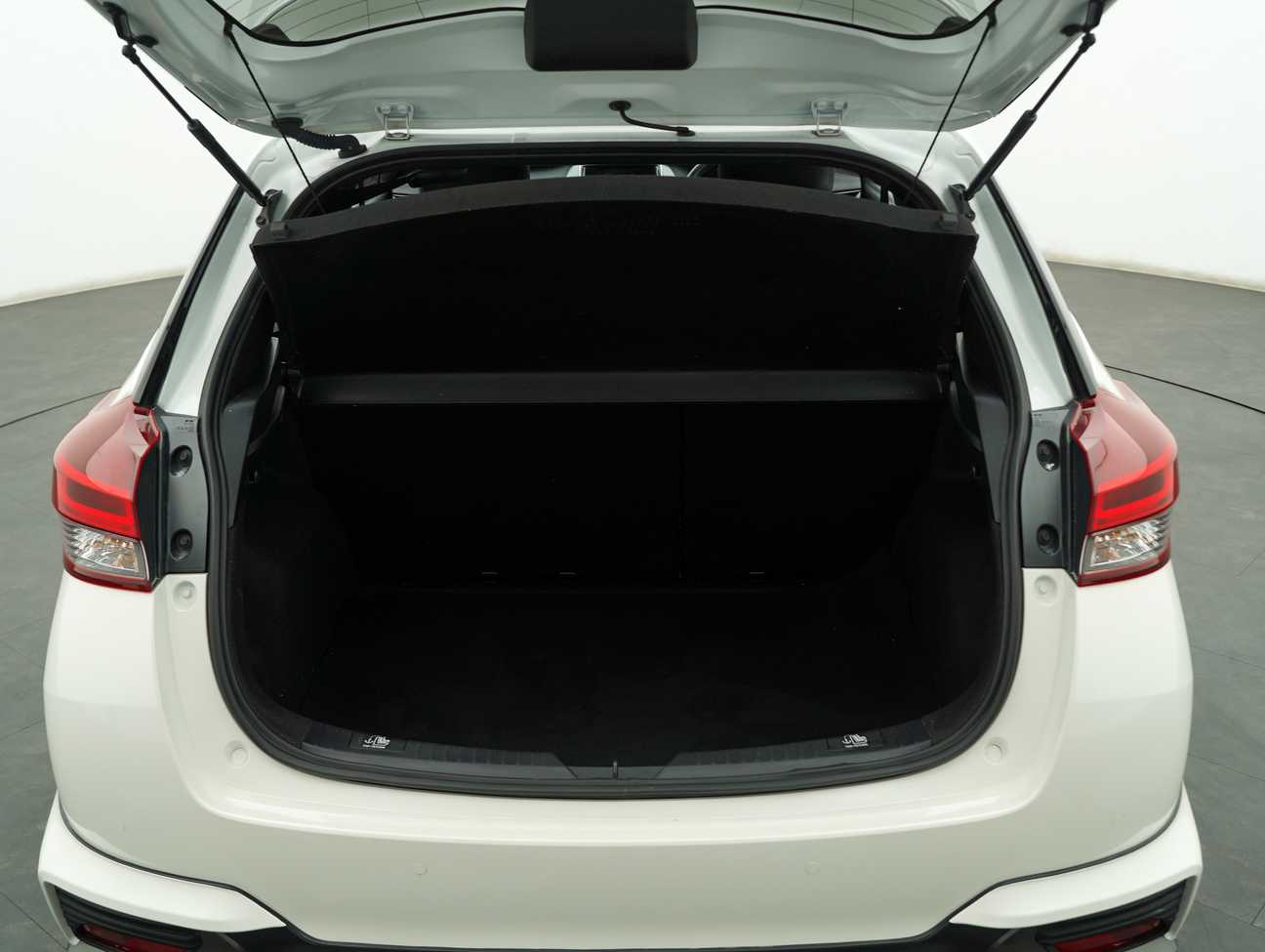 used 2022 Toyota Yaris G 1.5