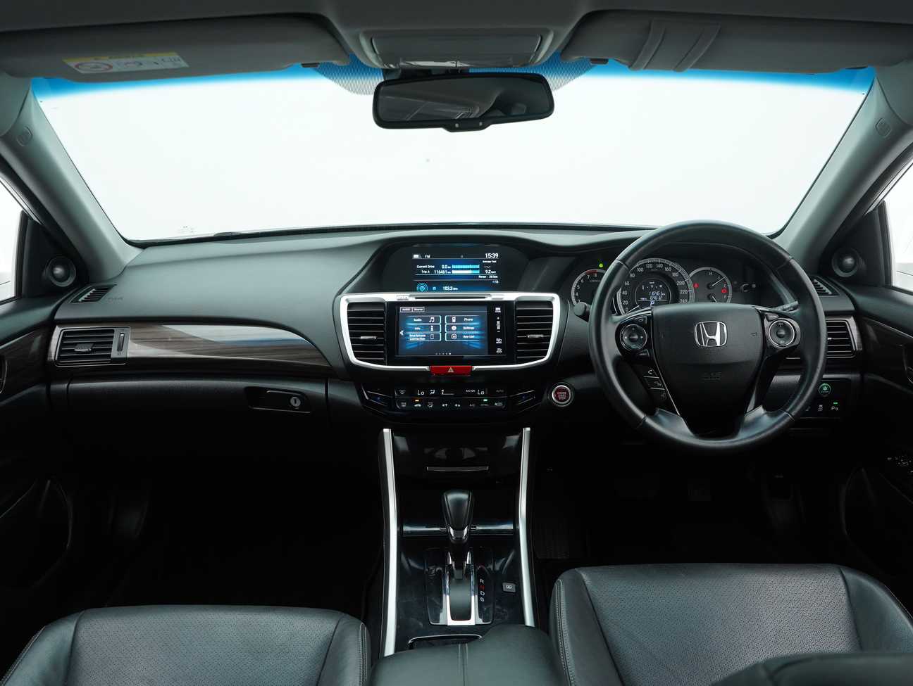 used 2017 Honda Accord VTi-L 2.4