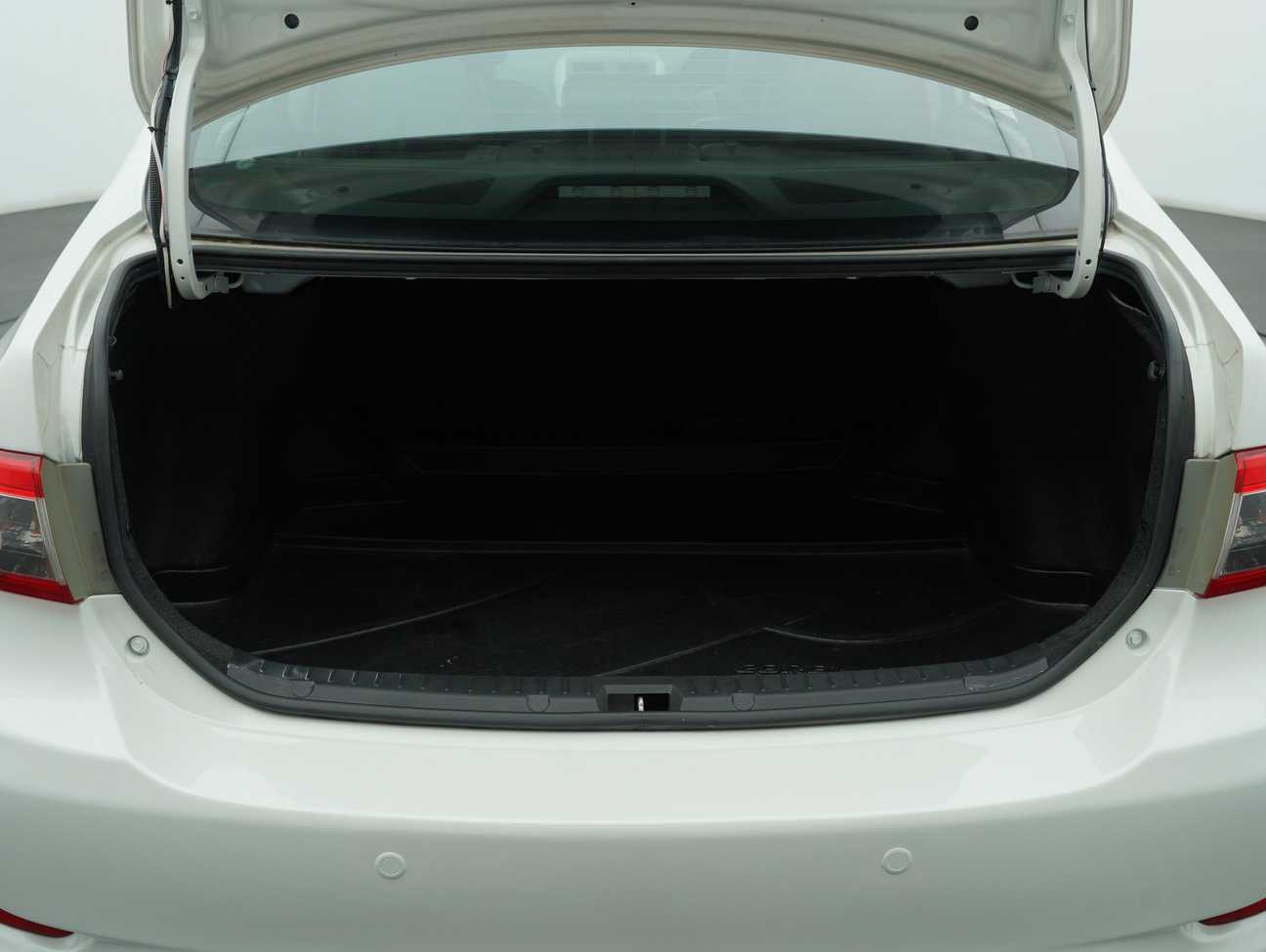 used 2013 Toyota Corolla Altis G 1.8