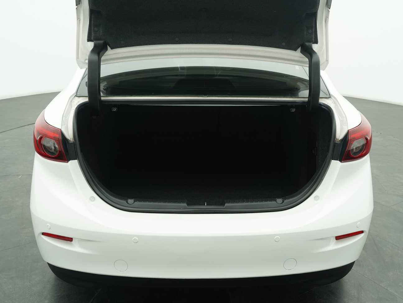 used 2016 Mazda 3 SKYACTIV-G High 2.0