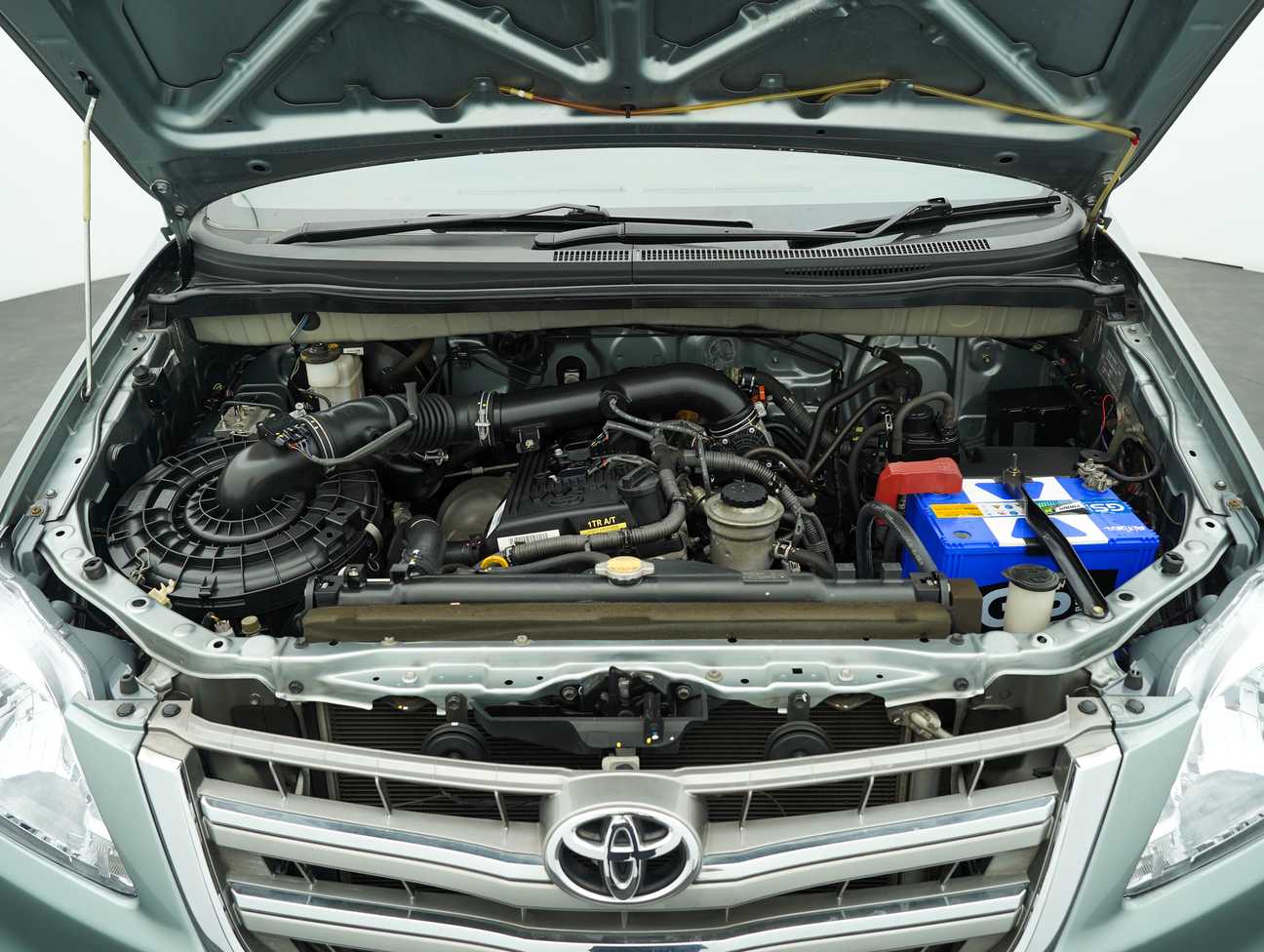 used 2015 Toyota INNOVA G 2.0