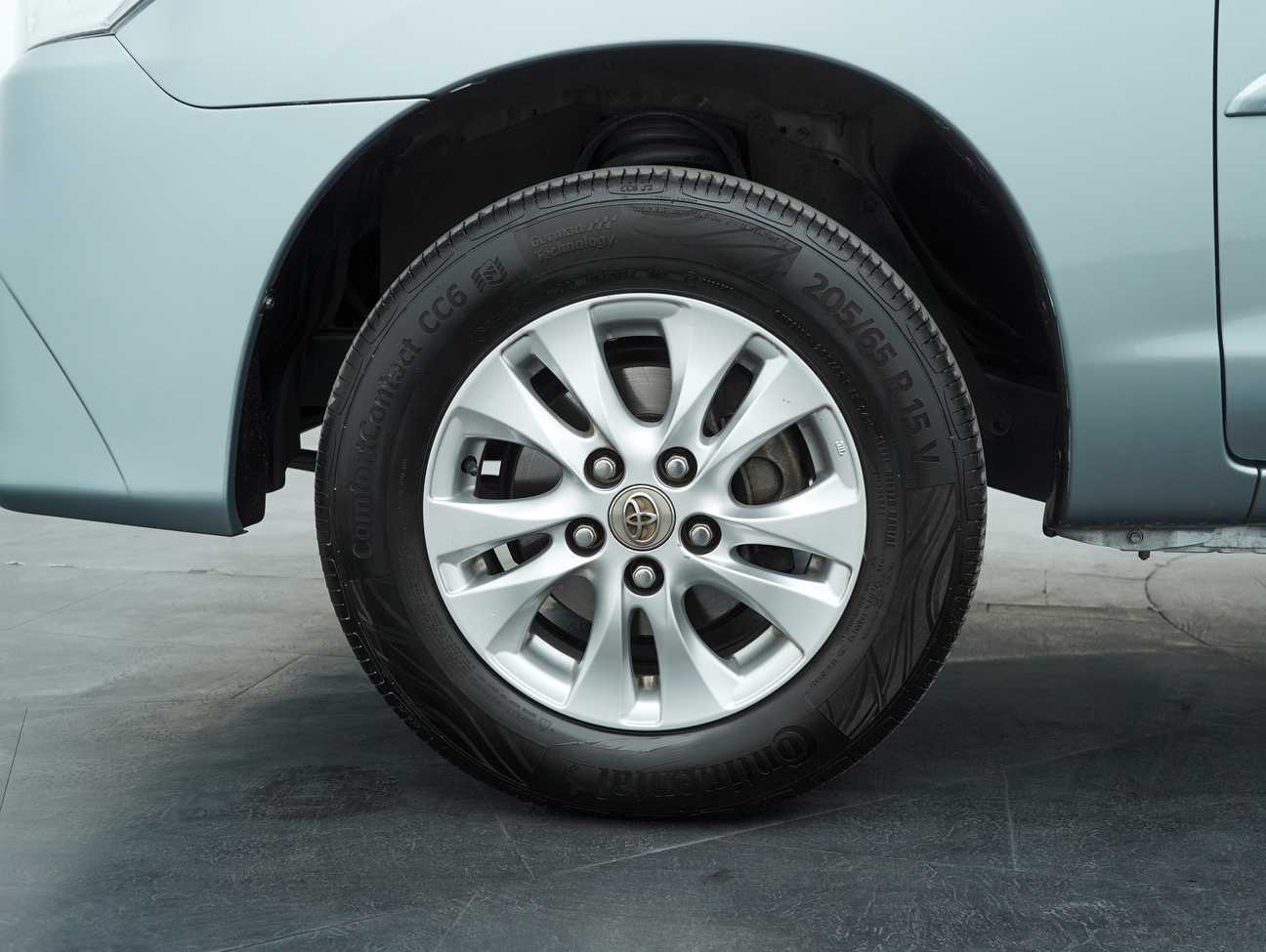 used 2016 Toyota Innova G 2.0