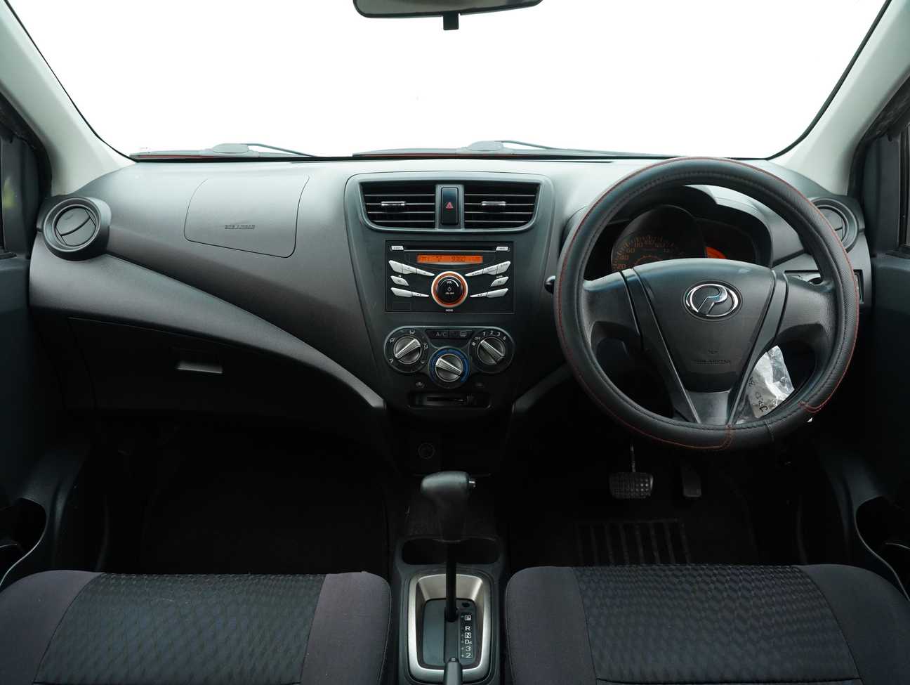 terpakai 2015 Perodua AXIA G 1.0