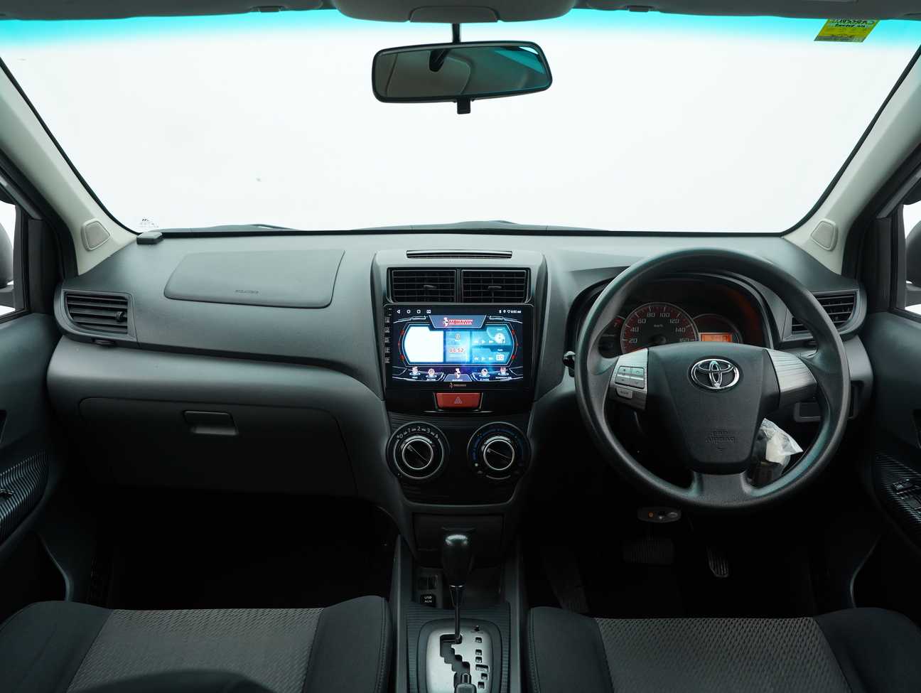terpakai 2015 Toyota Avanza S 1.5