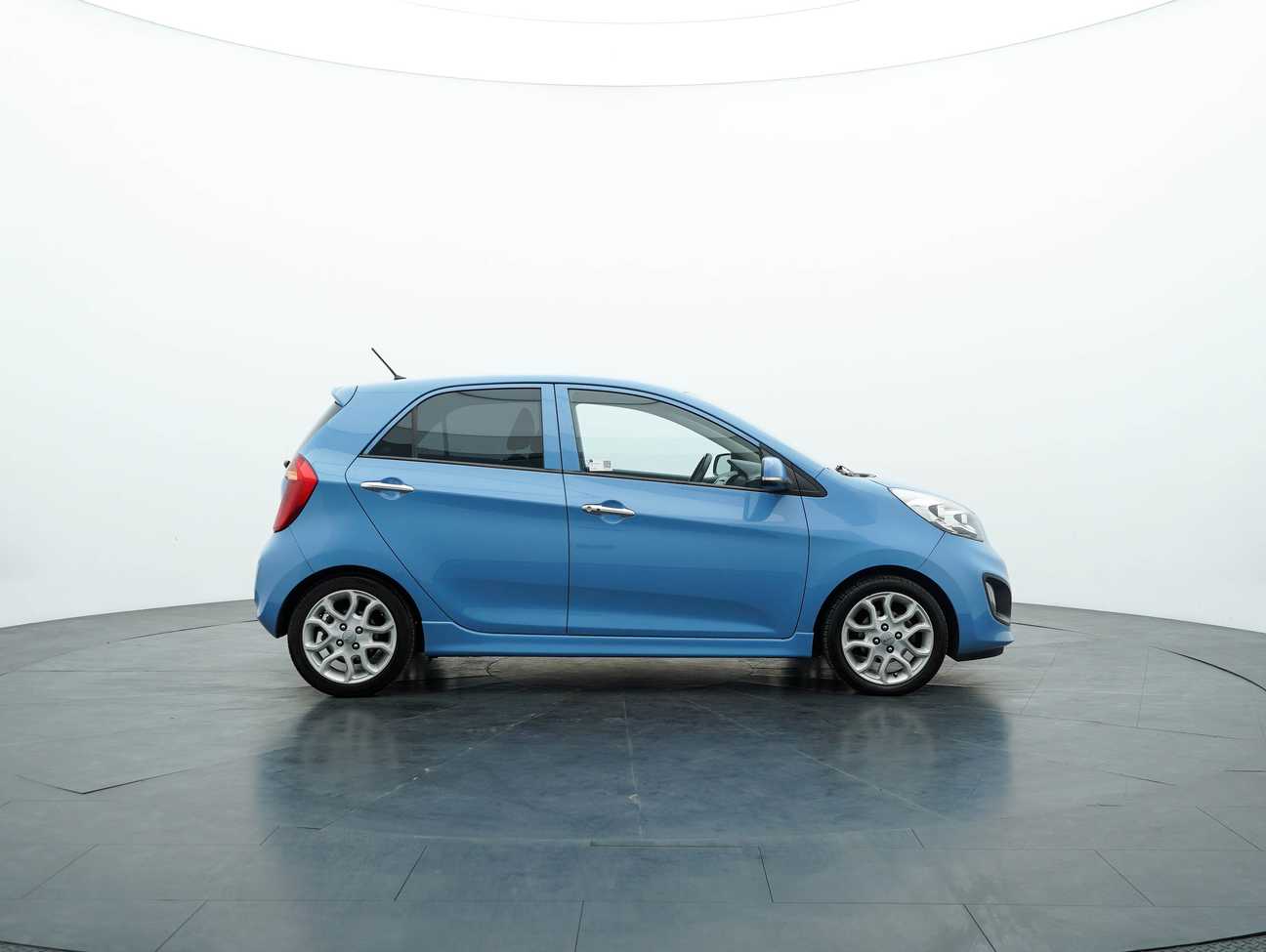 used 2013 Kia Picanto  1.2