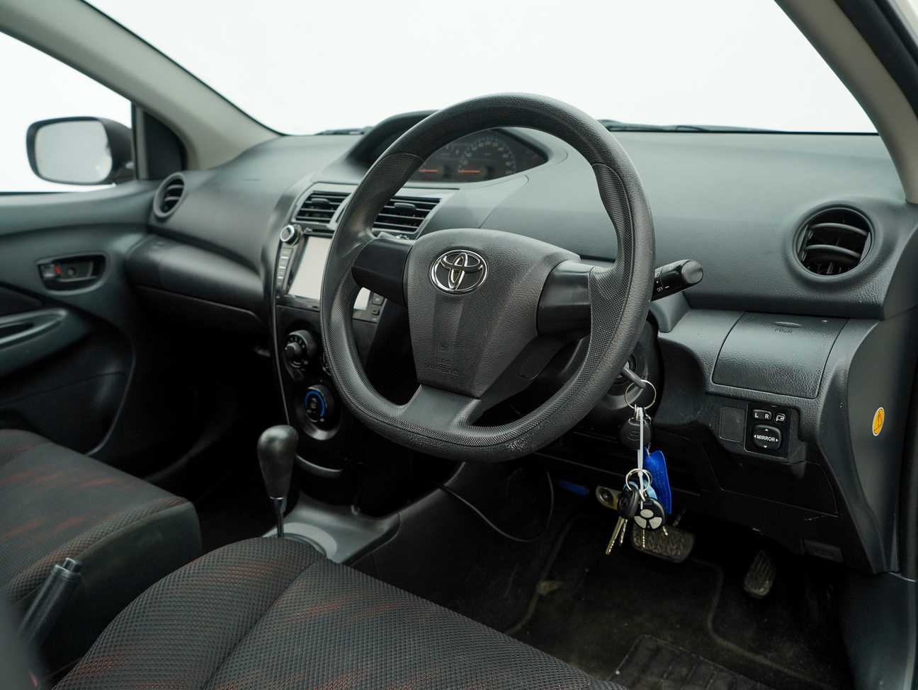 used 2013 Toyota Vios J 1.5