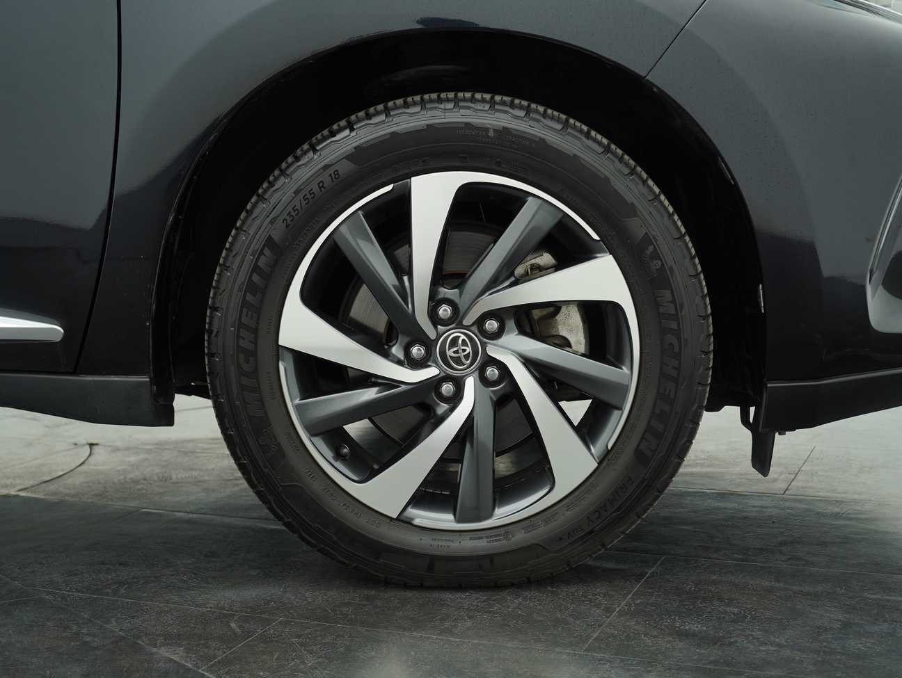 terpakai 2018 Toyota Harrier Premium 2.0