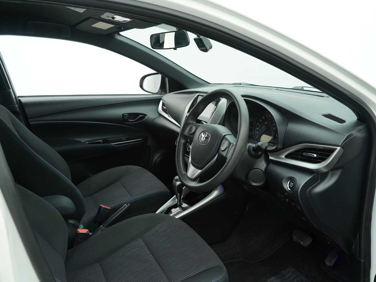 terpakai 2019 Toyota Yaris E 1.5