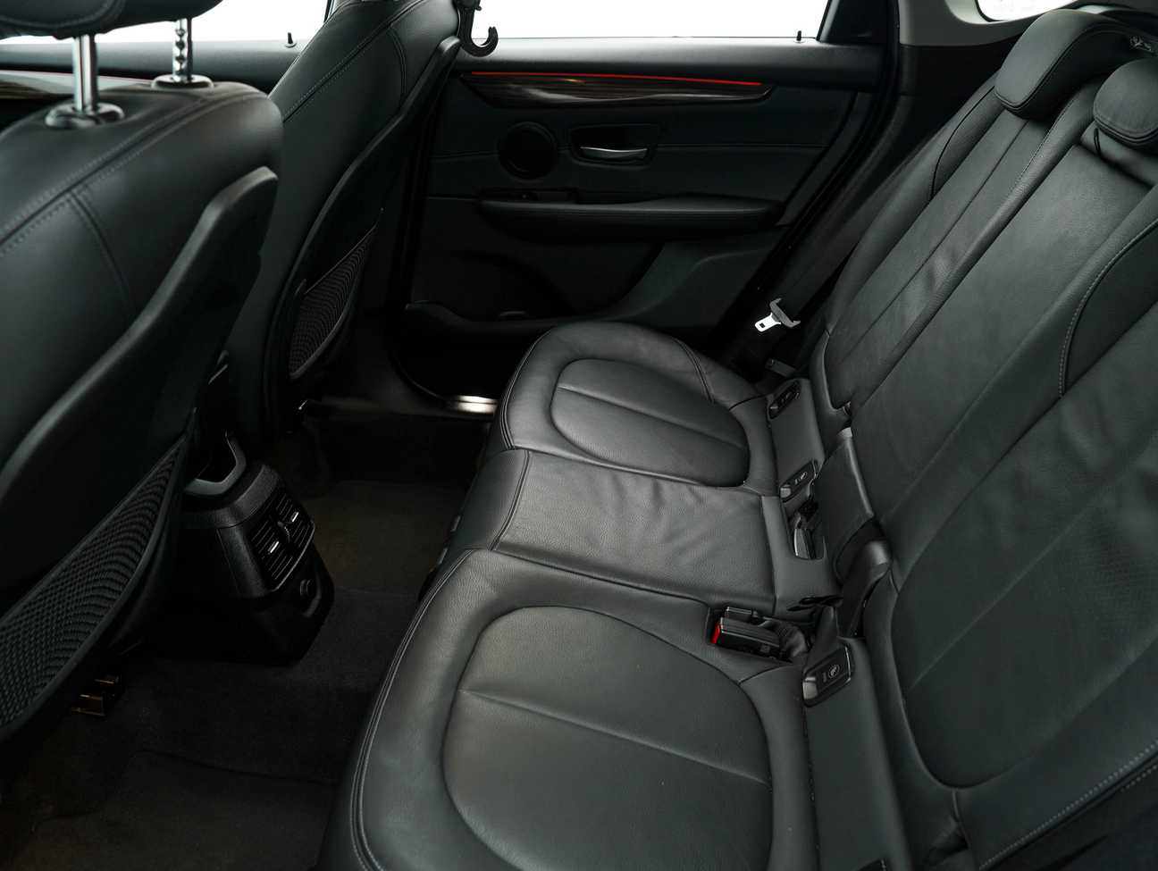 terpakai 2016 BMW 2 18I ACTIVE TOURER 1.5