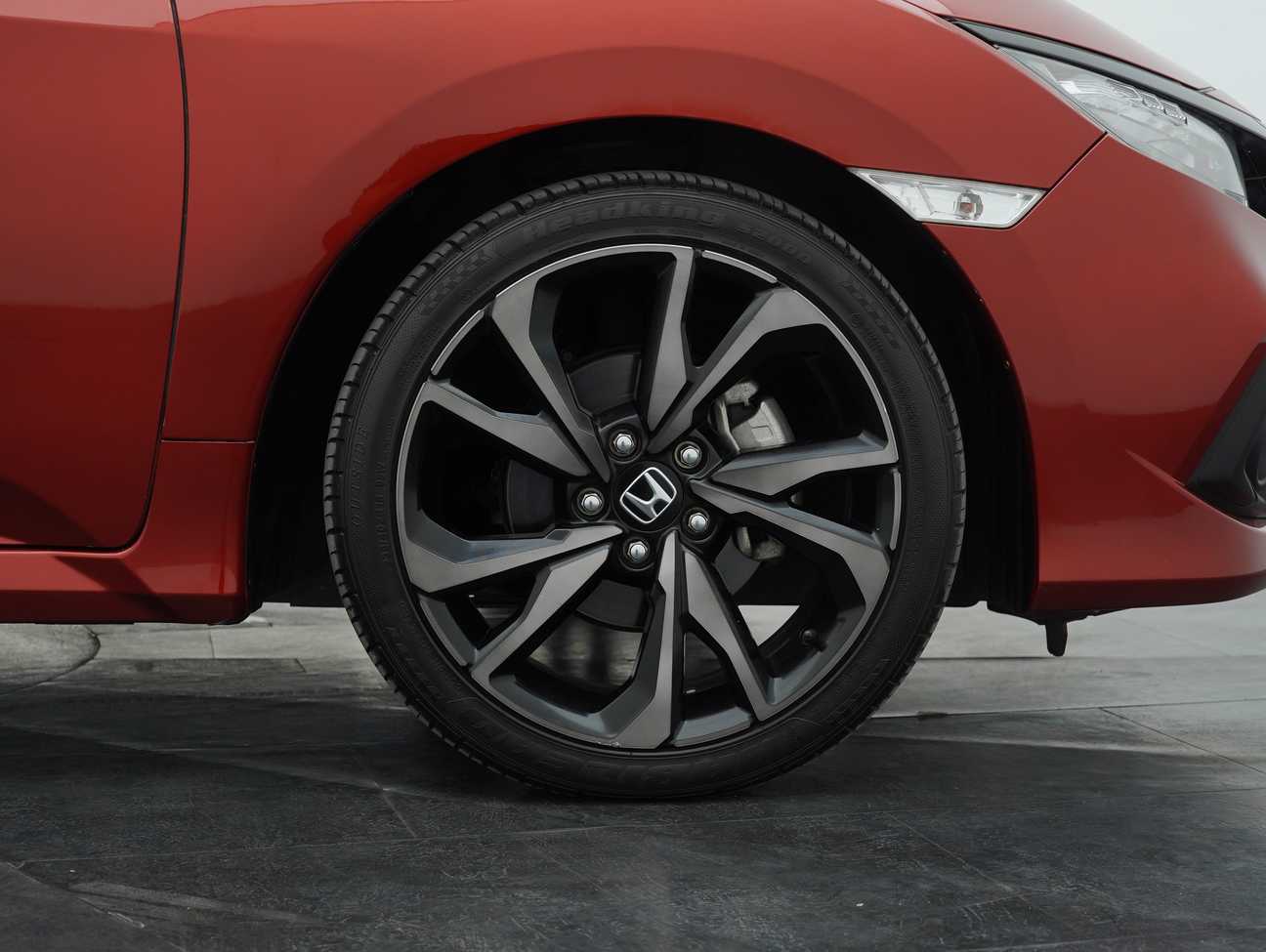 terpakai 2020 Honda Civic TC VTEC Premium 1.5