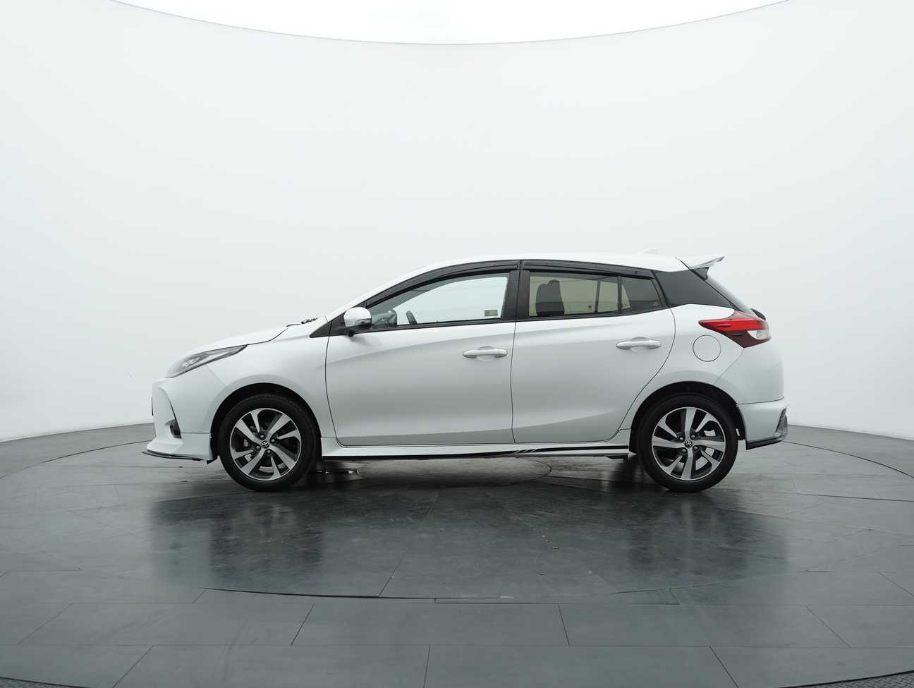 terpakai 2021 Toyota Yaris E 1.5