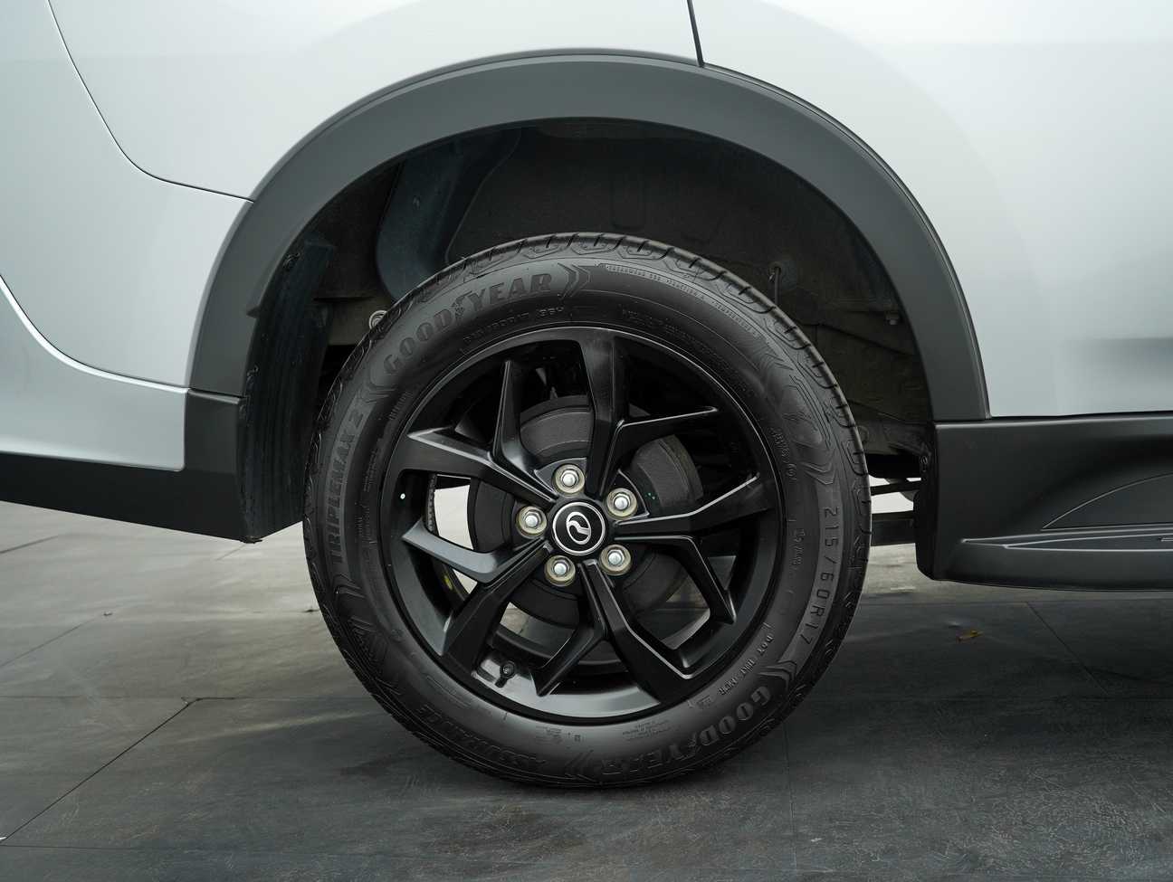 terpakai 2022 Perodua Aruz AV 1.5