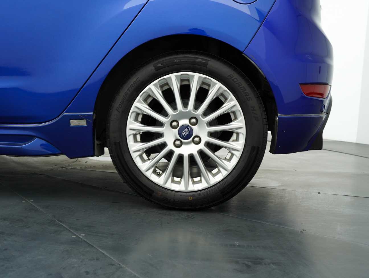 terpakai 2014 Ford FIESTA SPORT 1.0