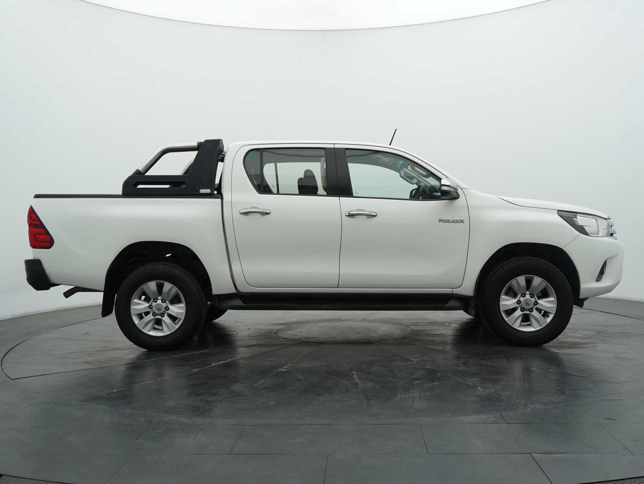 terpakai 2017 Toyota Hilux G Dual Cab 2.4