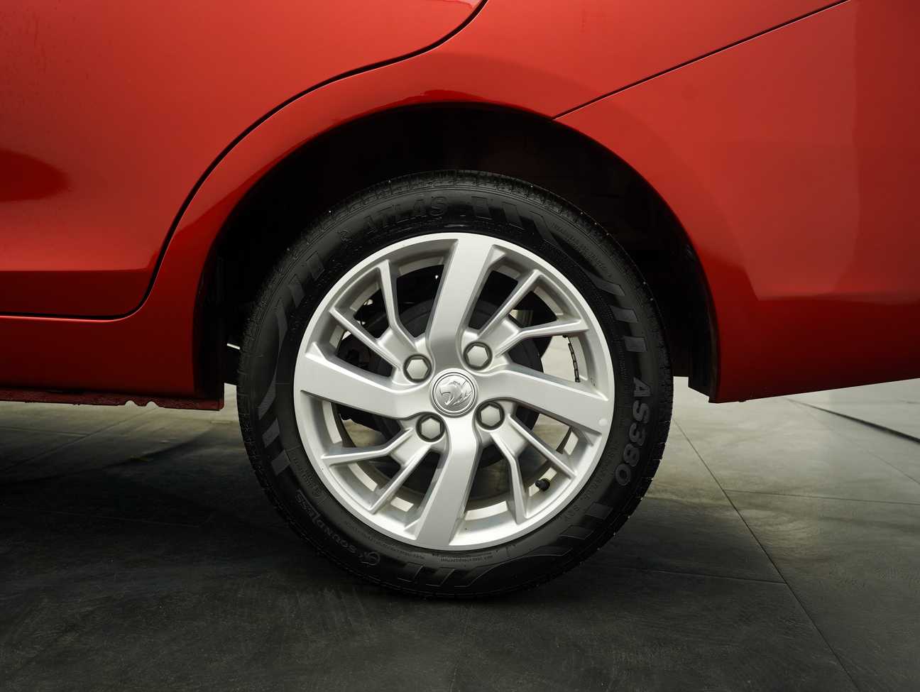 terpakai 2022 Proton Saga Premium 1.3