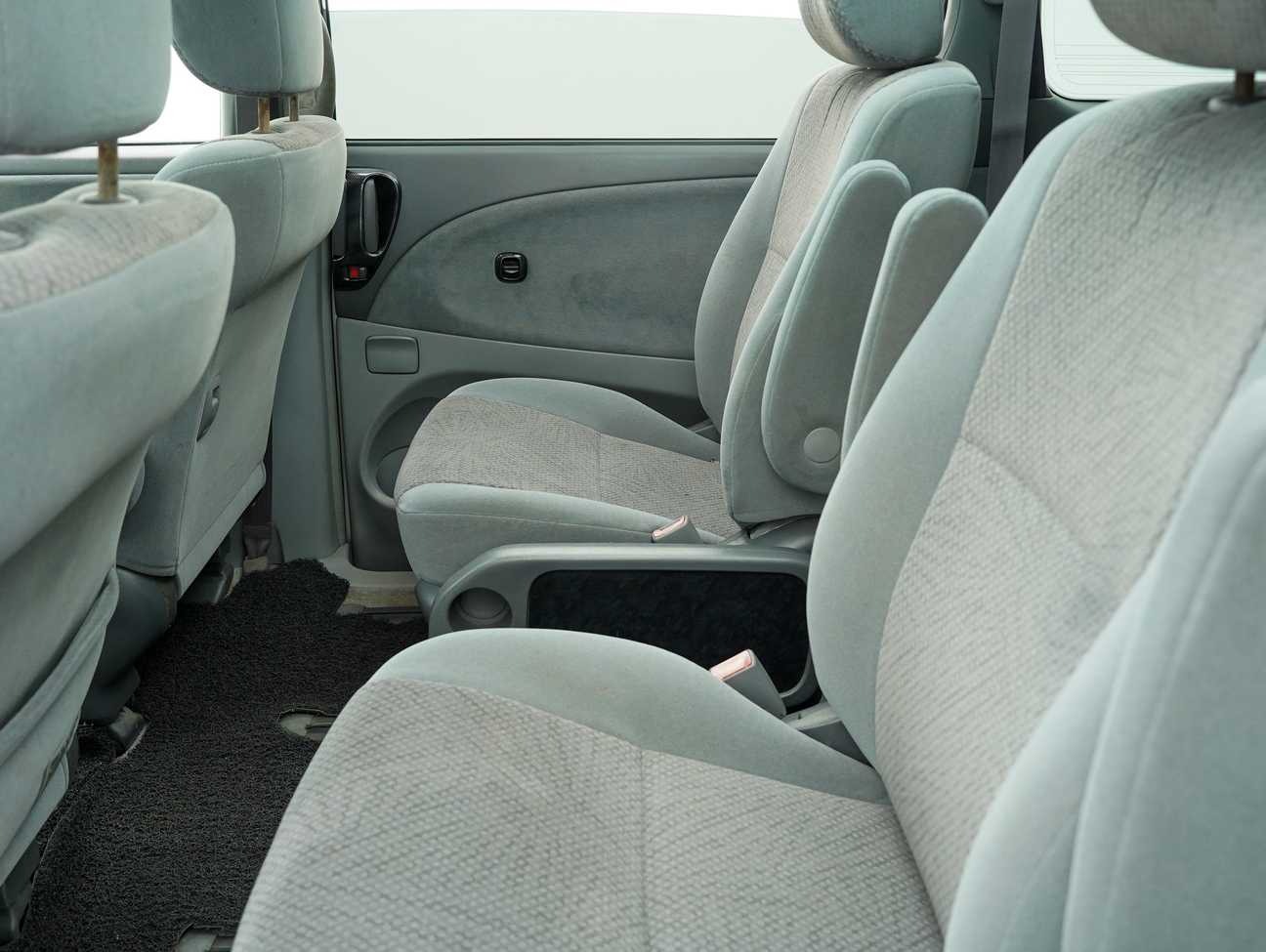 terpakai 2001 Toyota Estima Aeras 2.4