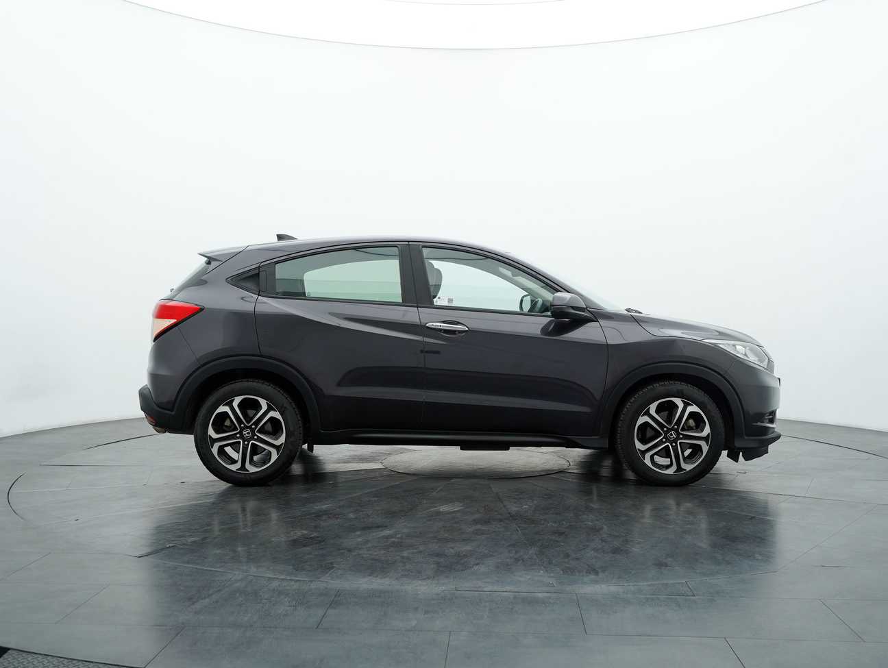 terpakai 2017 Honda HR-V i-VTEC V 1.8