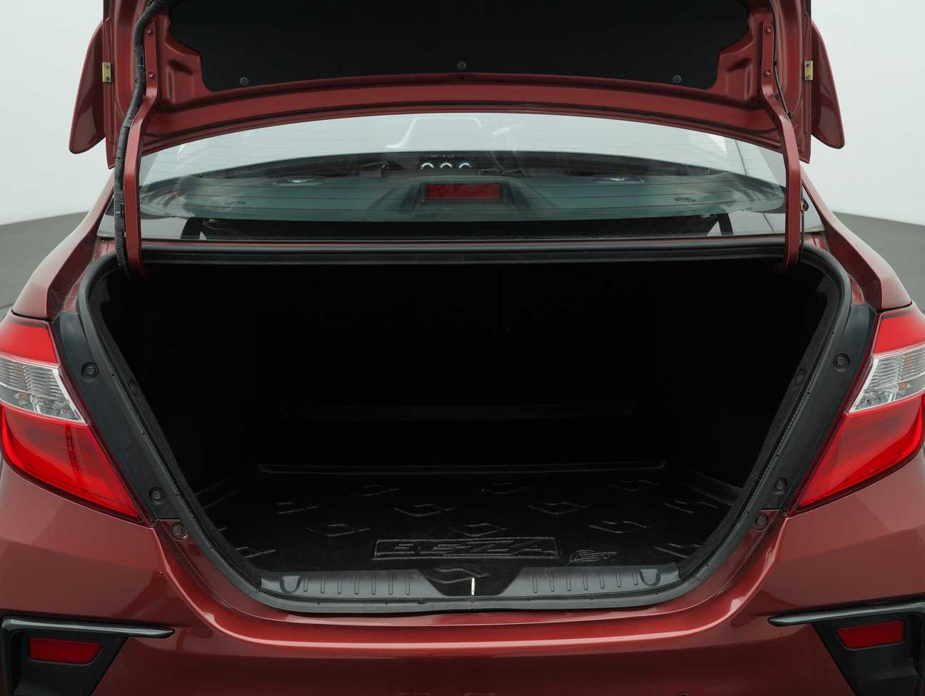 terpakai 2023 Perodua Bezza Advance 1.3