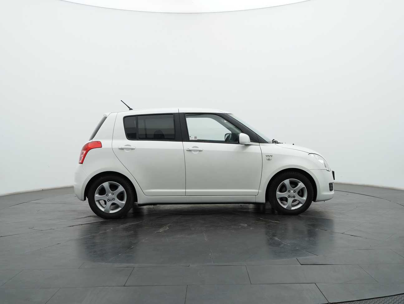 used 2011 Suzuki Swift  1.5