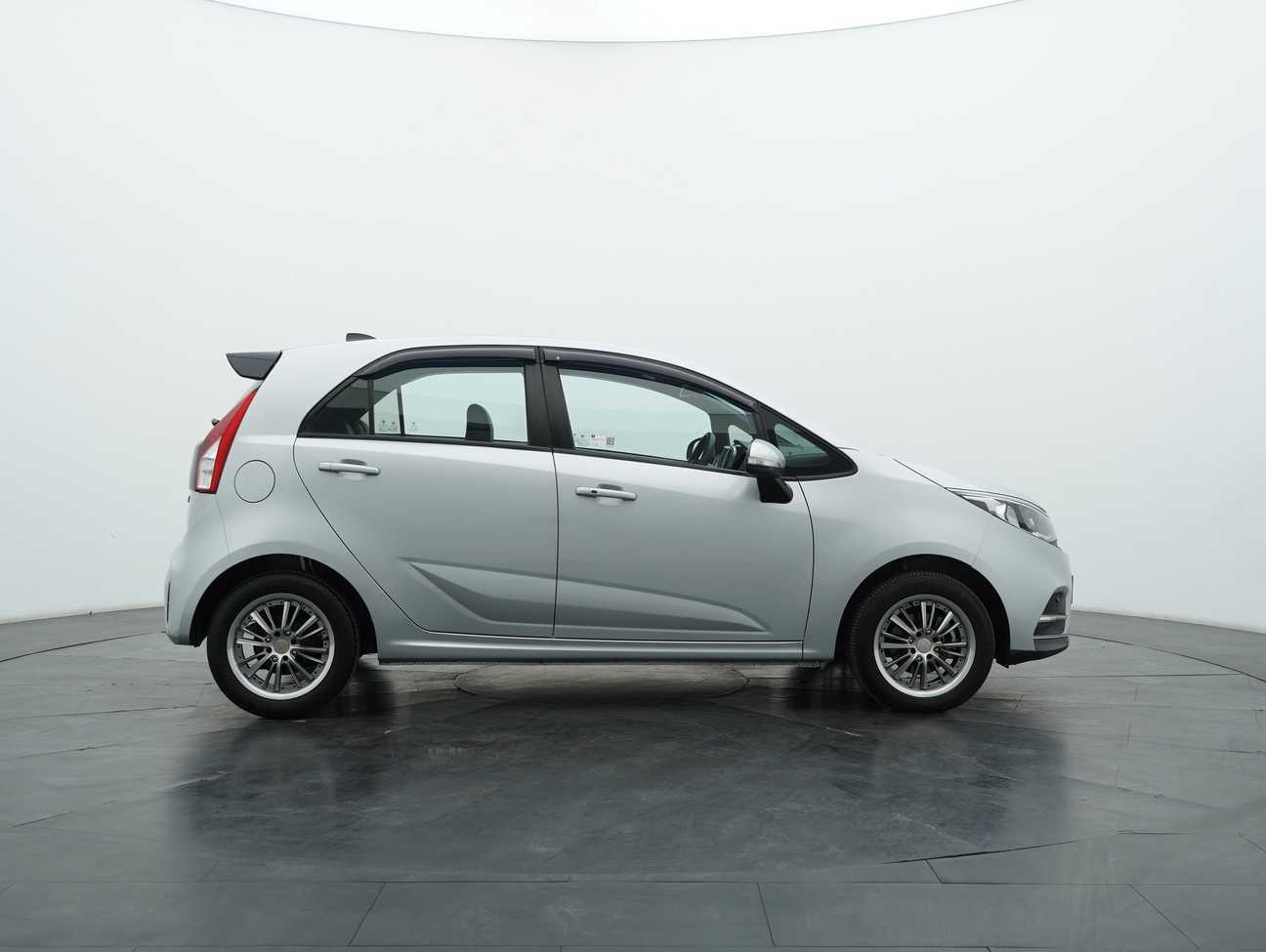 terpakai 2020 Proton Iriz Premium 1.6