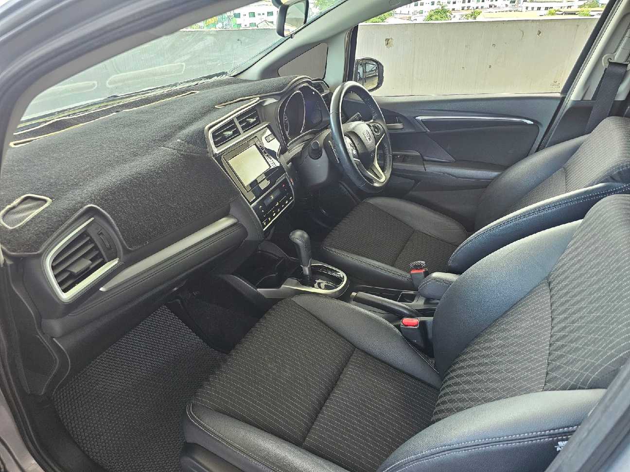 used 2020 Honda Jazz V 1.5