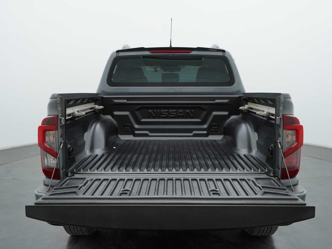 used 2023 Nissan Navara PRO-4X Dual Cab 2.5