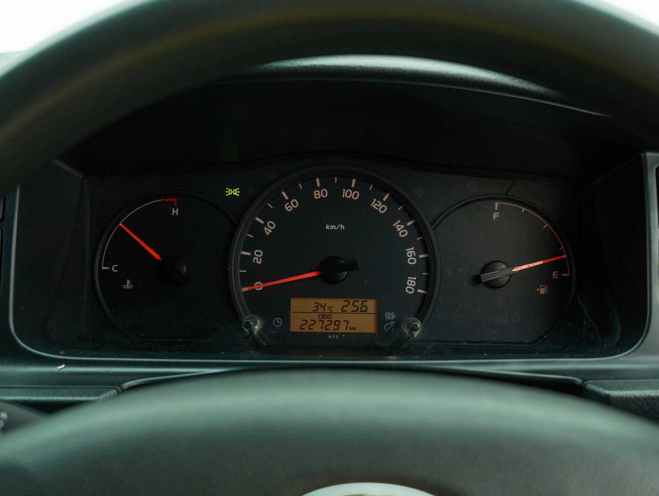 used 2016 Toyota Hiace Window Van 2.5