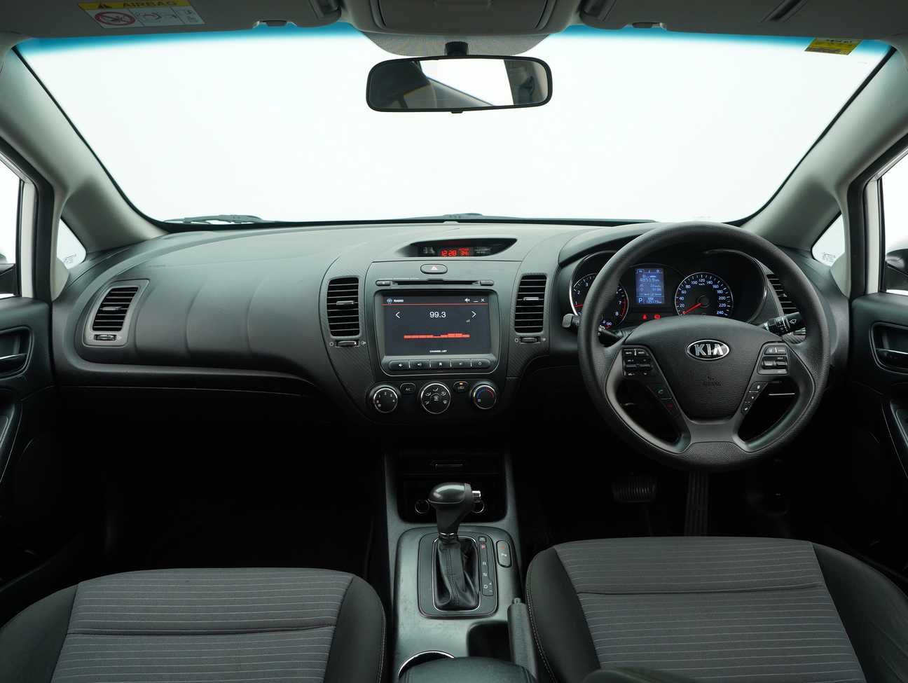 terpakai 2015 Kia Cerato KX 1.6