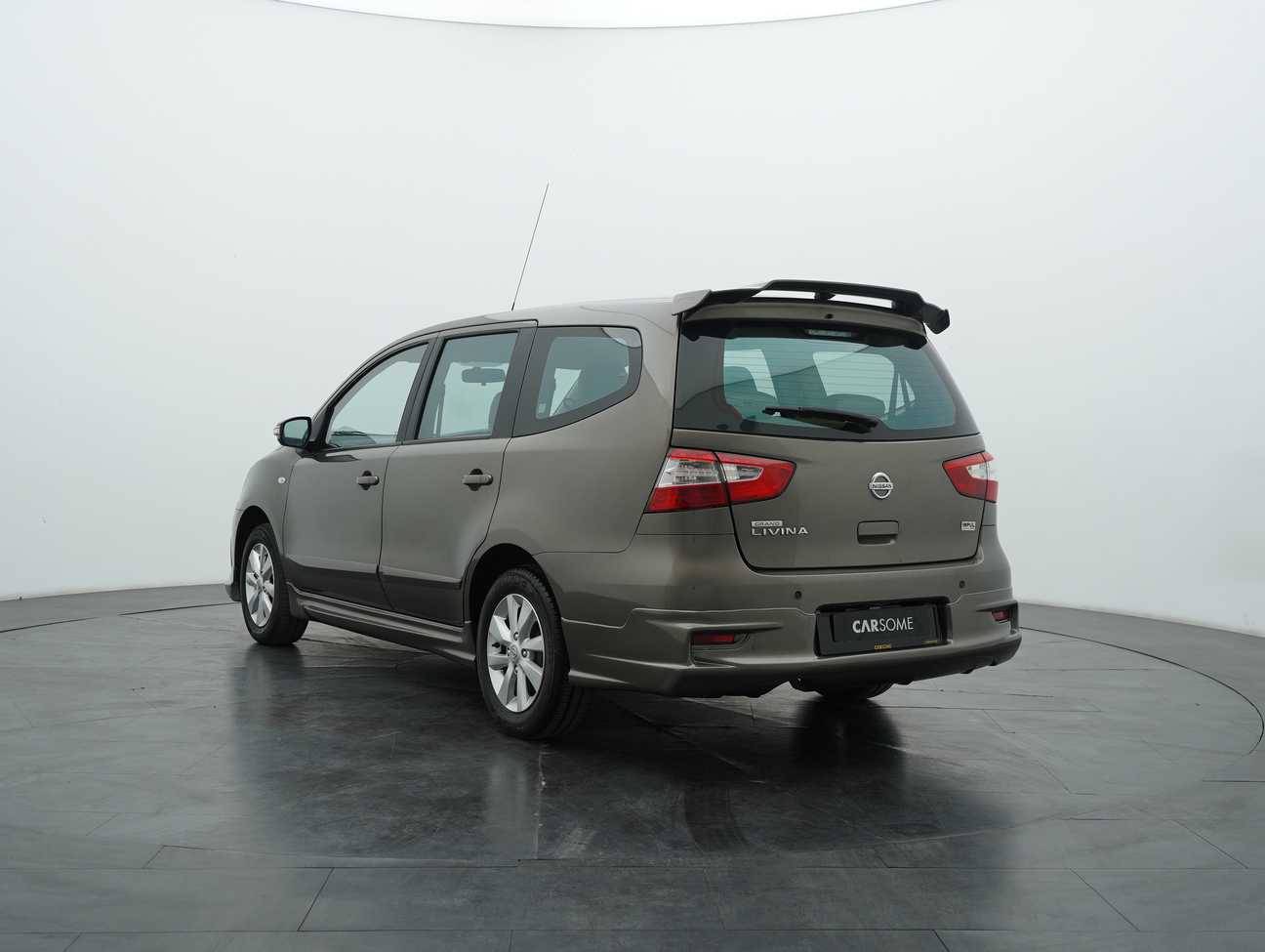 terpakai 2016 Nissan Grand Livina Comfort 1.6