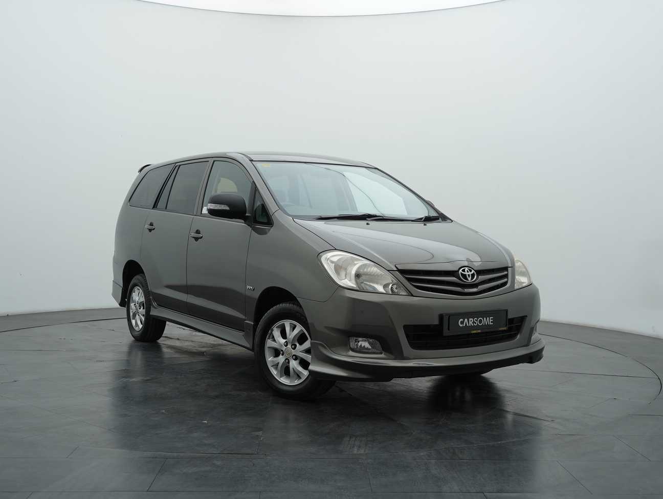 used 2011 Toyota Innova E 2.0