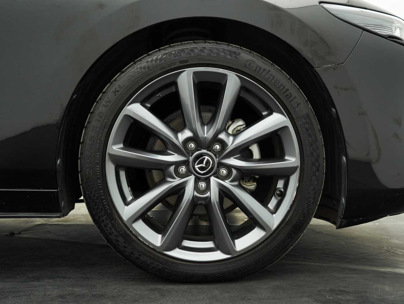 terpakai 2020 Mazda 3 SKYACTIV-G High Plus 2.0