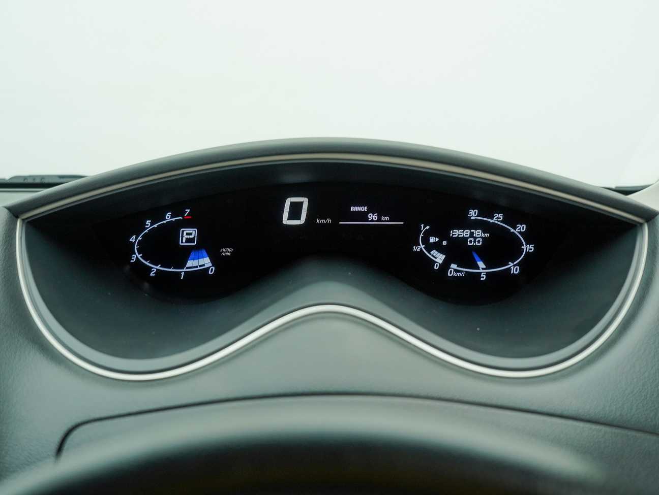 terpakai 2017 Nissan Serena S-Hybrid High-Way Star Premium 2.0