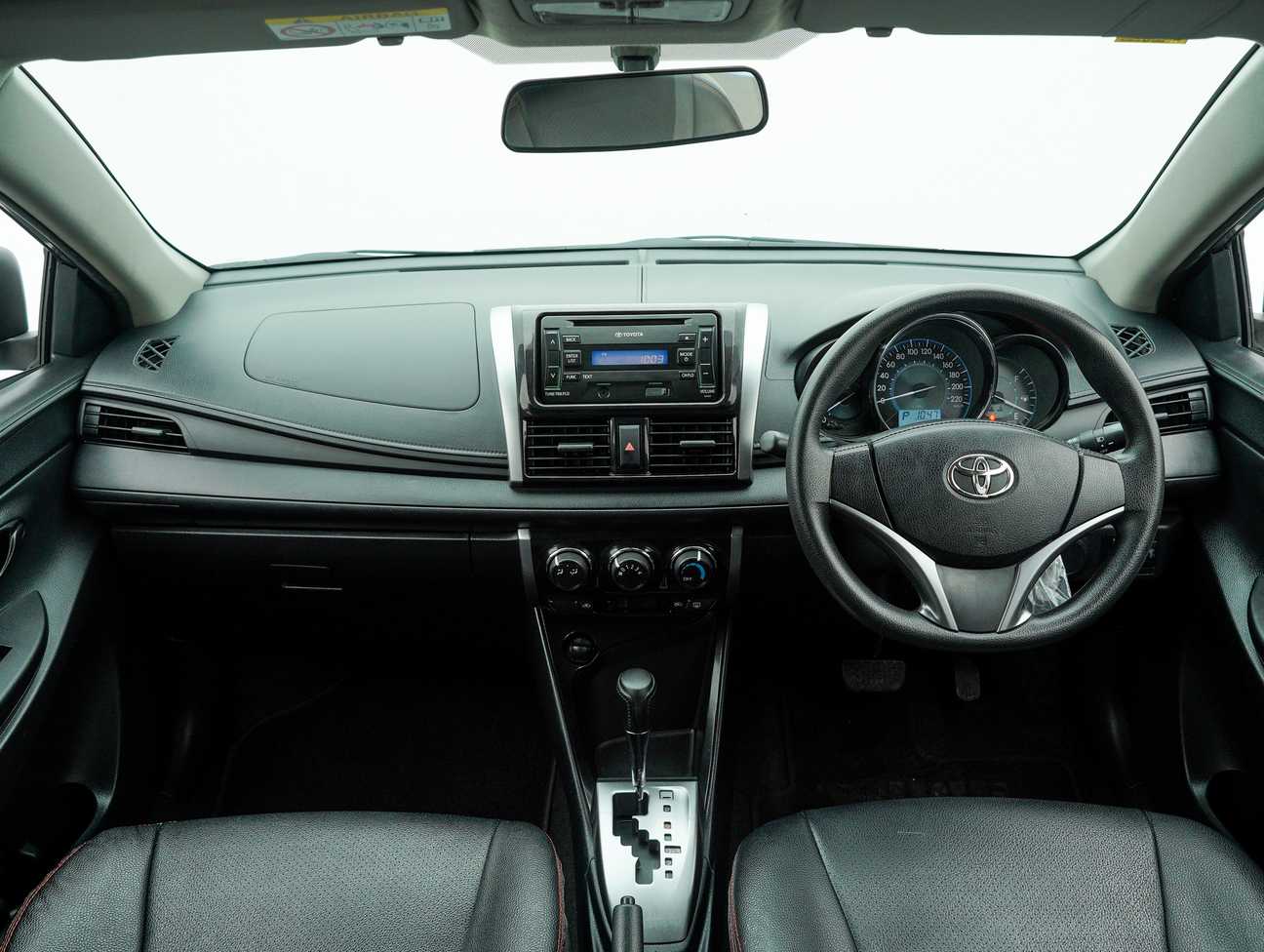 terpakai 2014 Toyota Vios J 1.5
