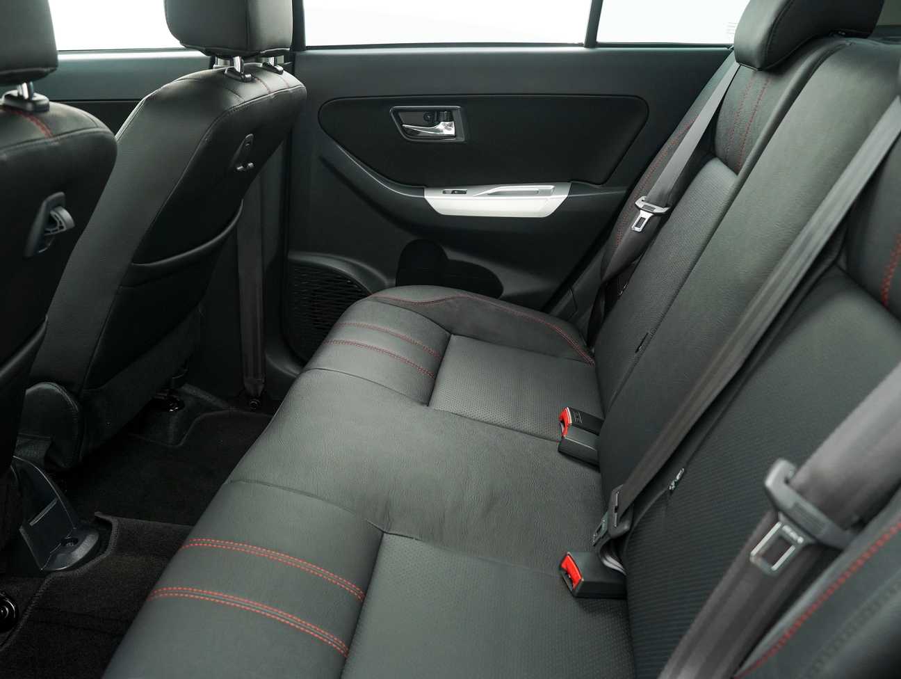 terpakai 2023 Perodua Bezza Advance 1.3