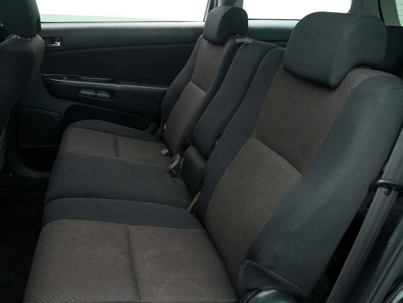 terpakai 2006 Toyota Wish  2.0