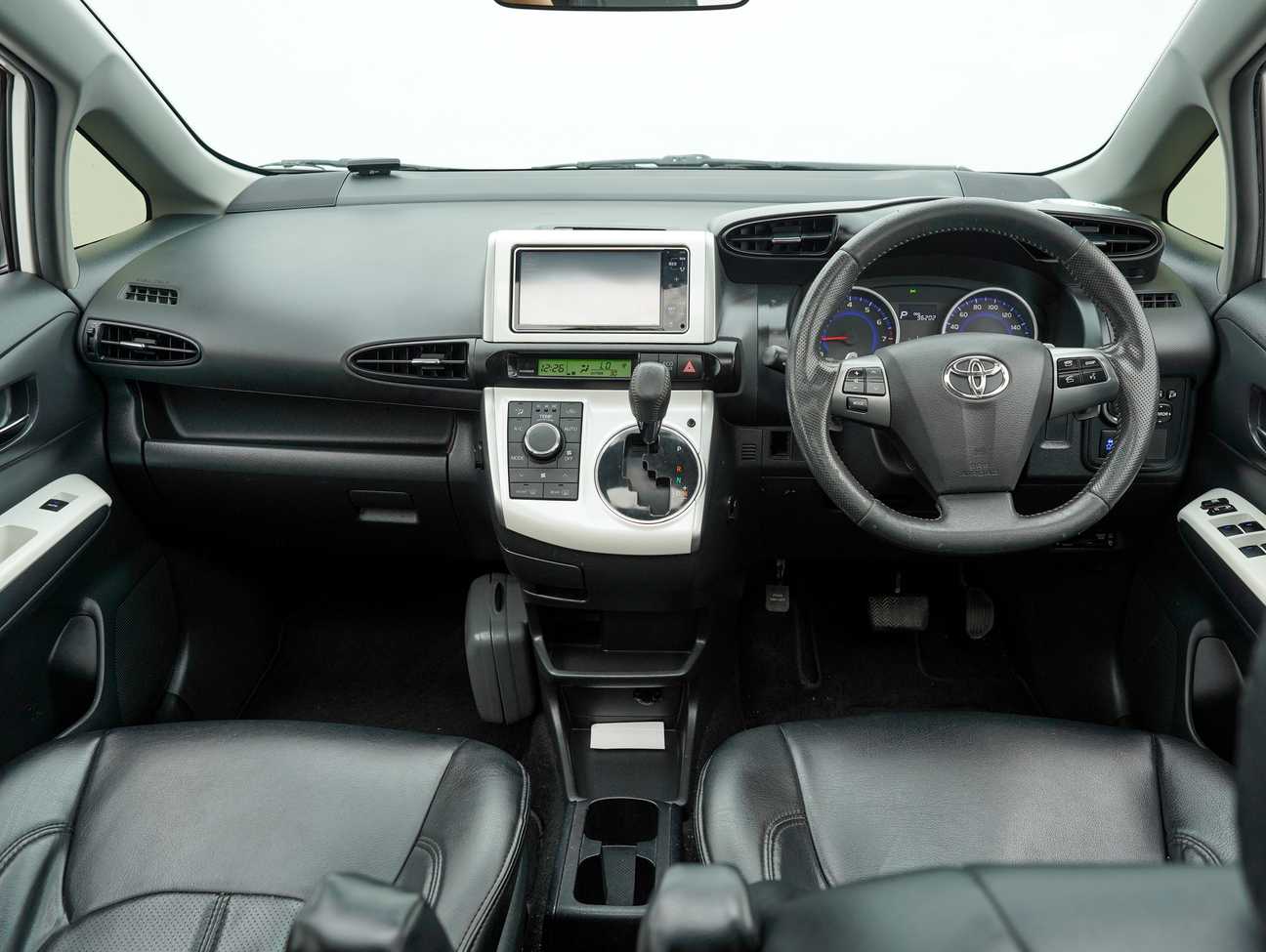 used 2014 Toyota WISH DBA-ZGE20W 1.8