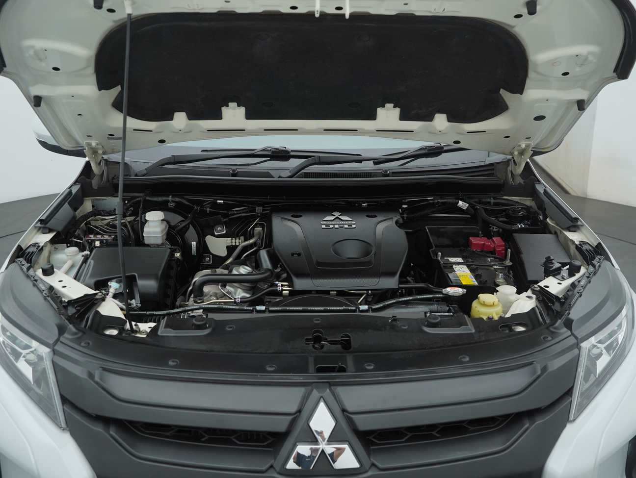 used 2019 Mitsubishi Triton VGT Dual Cab 4X4 2.4